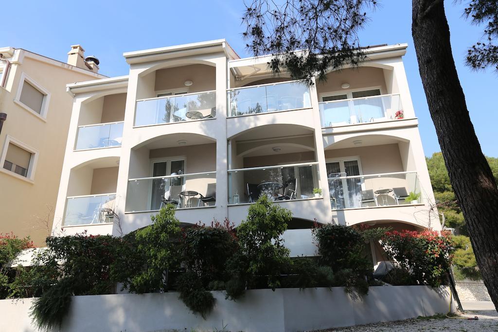Apartments Lavica Beach Dumicic Podstrana Luaran gambar