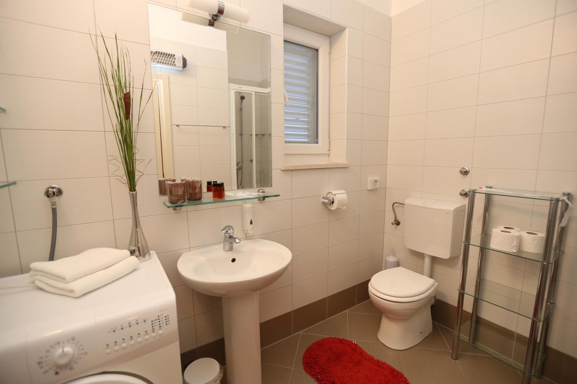 Apartments Lavica Beach Dumicic Podstrana Bilik gambar