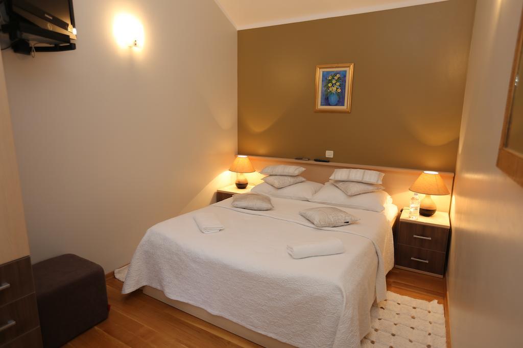 Apartments Lavica Beach Dumicic Podstrana Bilik gambar