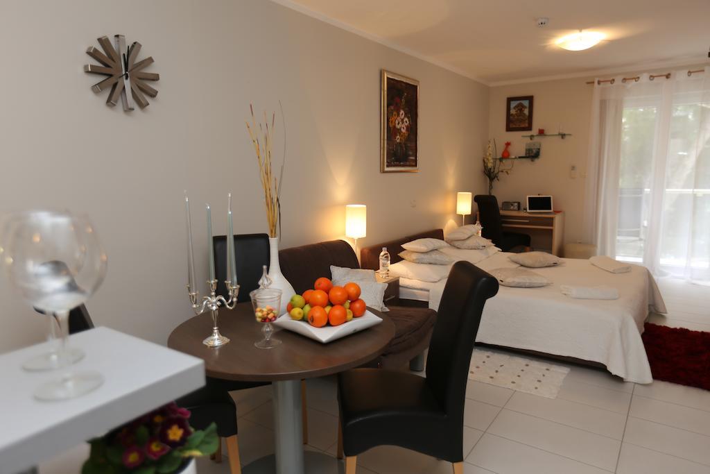 Apartments Lavica Beach Dumicic Podstrana Bilik gambar