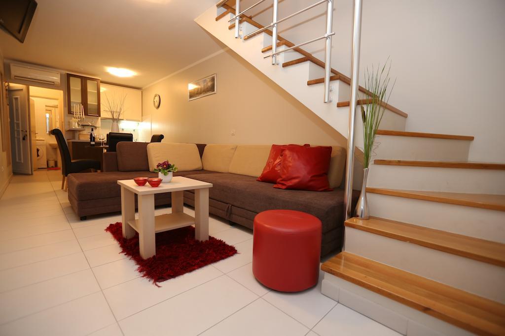 Apartments Lavica Beach Dumicic Podstrana Bilik gambar